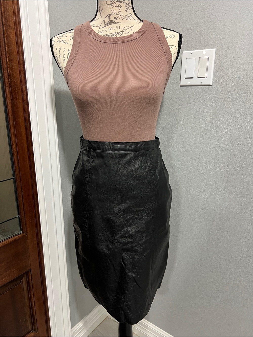 Vintage Outerwear by Phoenix Black Leather Pencil Skirt High Waist Midi USA